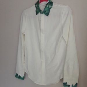 White collared shirt with amazing leaf collar